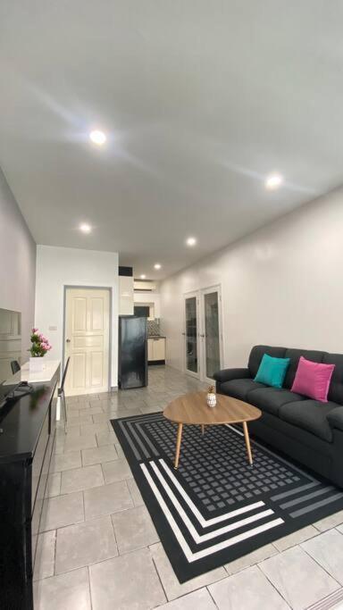 Pool Villa Pattaya Phratamnak C2- 2 Bedroom Pantai Jomtien Luaran gambar