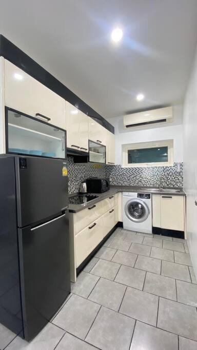 Pool Villa Pattaya Phratamnak C2- 2 Bedroom Pantai Jomtien Luaran gambar